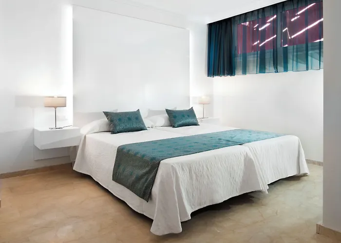 Aparthotel Kn Panoramica Costa Adeje (Tenerife)