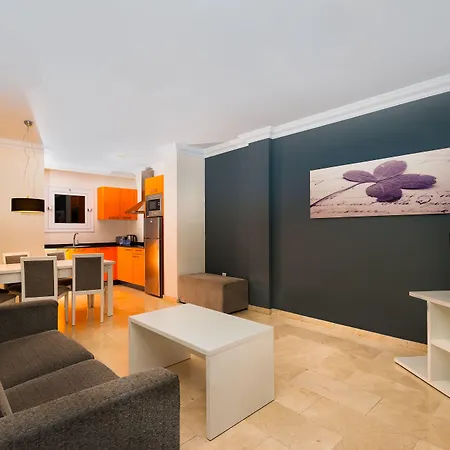 Kn Panorámica Aparthotel