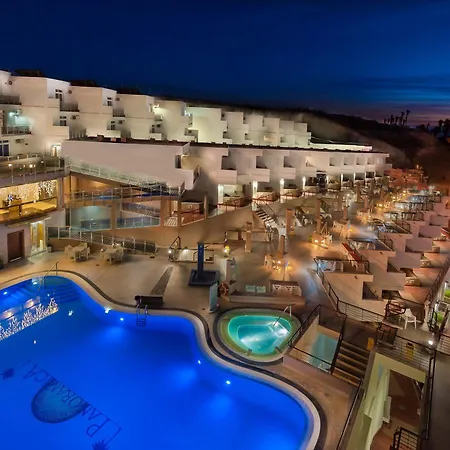 Kn Panoramica Aparthotel 3*