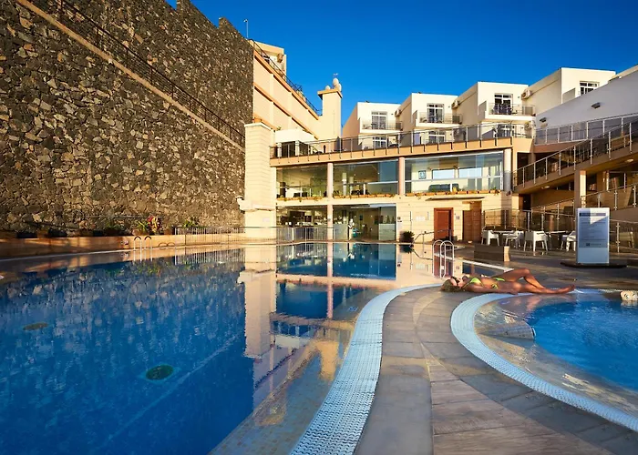 Apartmanhotel Kn Panorámica 3*