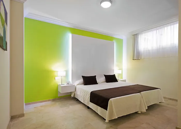 Apartmanhotel Kn Panorámica Costa Adeje (Tenerife)