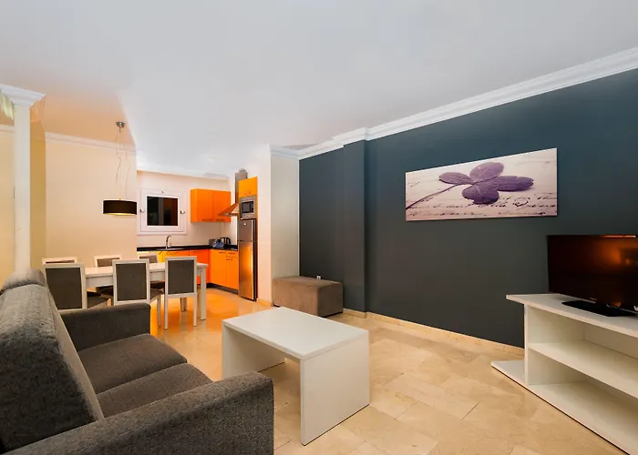 Kn Panorámica Apartmanhotel